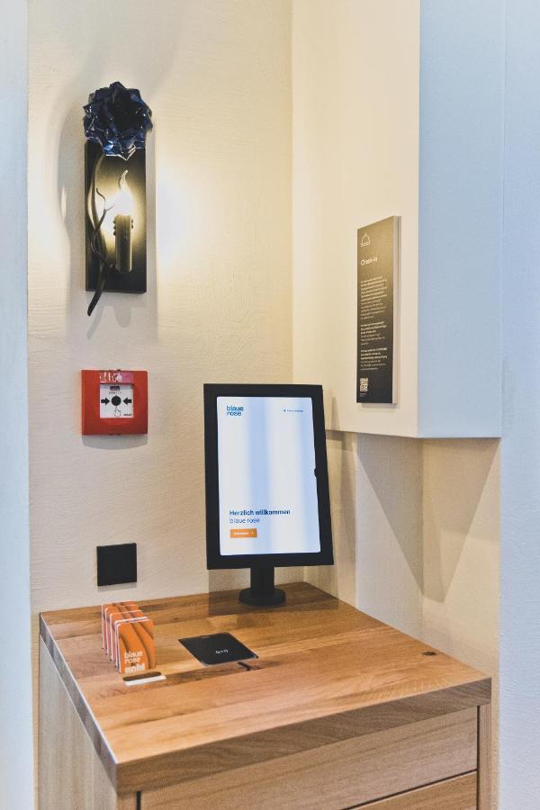 Hotel Blaue Rose -Digital Check In- Feldkirch Exterior photo