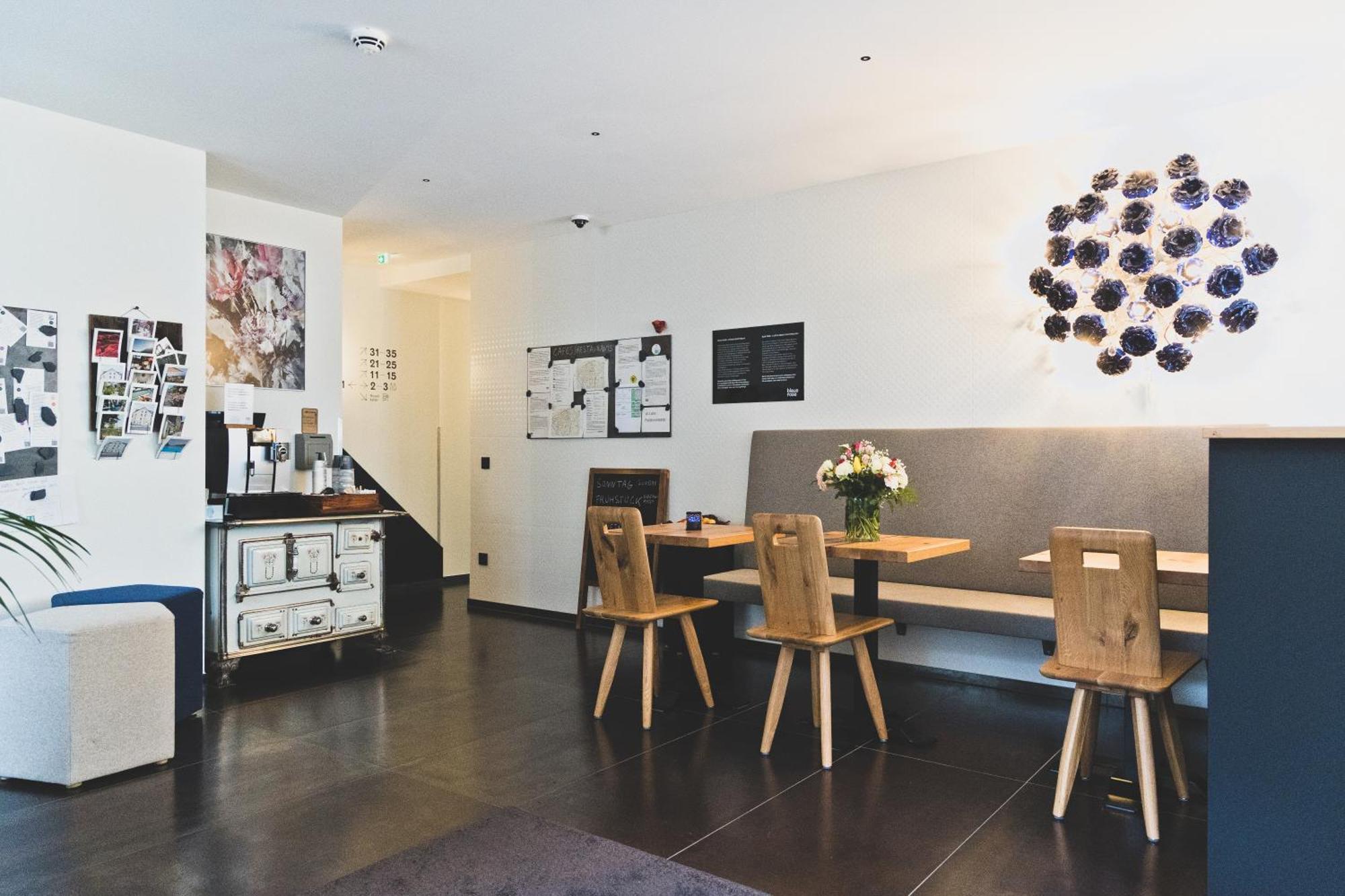 Hotel Blaue Rose -Digital Check In- Feldkirch Exterior photo
