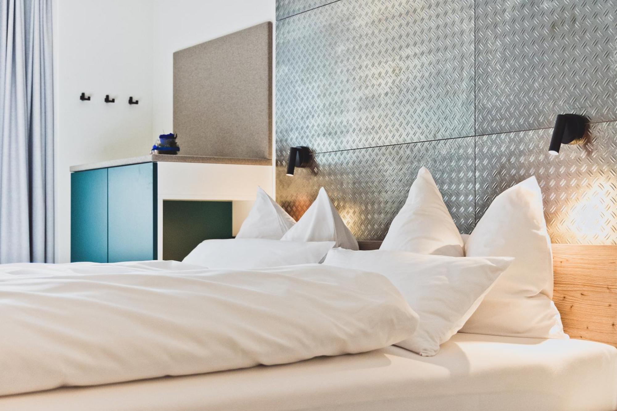 Hotel Blaue Rose -Digital Check In- Feldkirch Exterior photo
